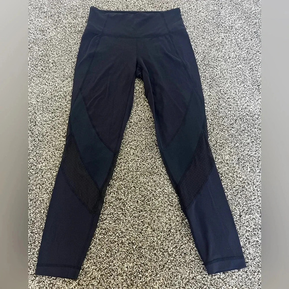 Athleta Pants - Athleta navy blue leggings‎ size small mesh workout gym yoga Athleisure pants